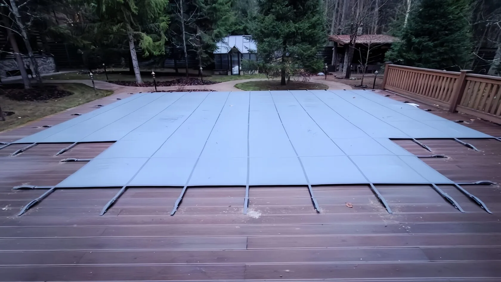 Покрывало для бассейна Laguna Cover Mesh в Москве